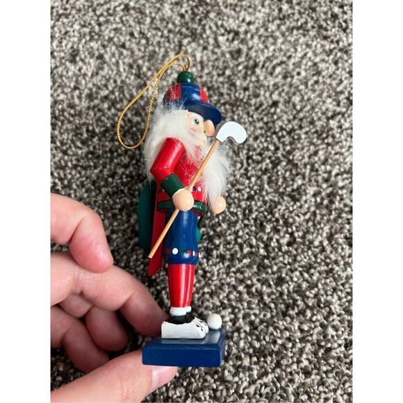 Nutcracker Village golfer 5” tall Working Mouth And Back Handle - Picture 4 of 6